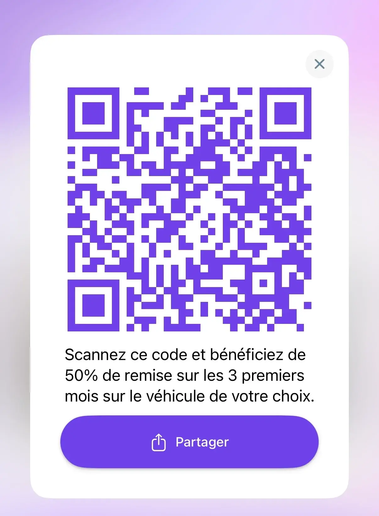 Écran de parrainage de l'application Dance : un QR code violet et le texte « Scannez ce code et bénéficiez de 50 % de remise sur les 3 premiers mois sur le véhicule de votre choix », avec un bouton Partager